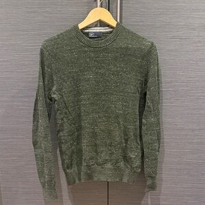 GAP Men's Olive Crewneck Sweater